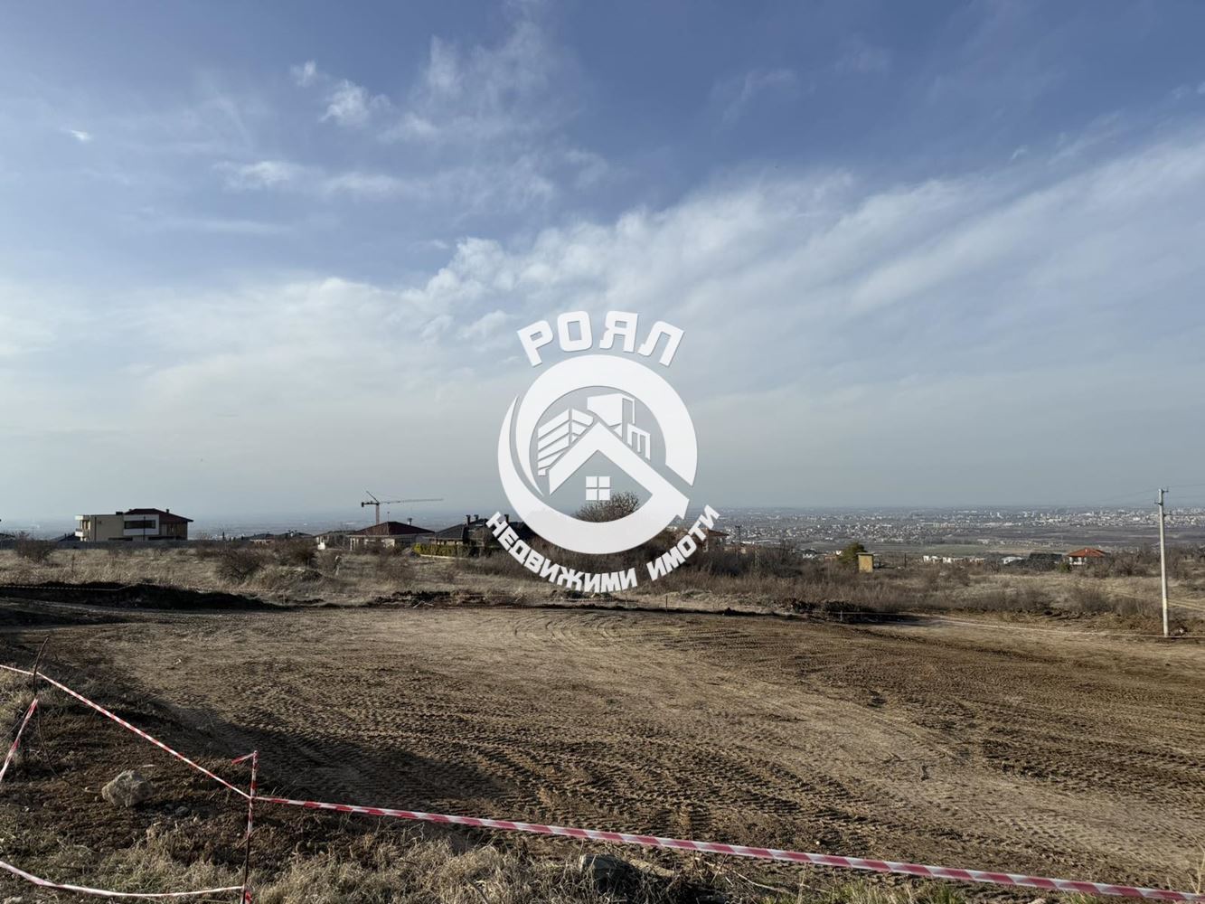 Роял имоти продава 4 парцела - УПИ в с.Марково - 0