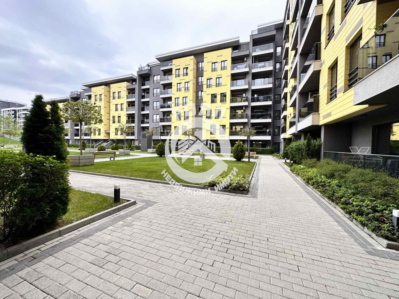 Роял имоти отдава под наем едностаен апартамент, Смирненски, Пловдив - 0