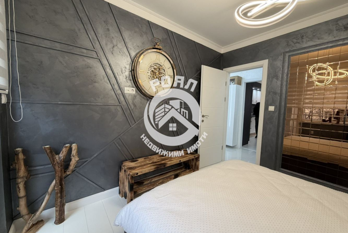 Роял имоти продава тристаен, обзаведен апартамент, Тракия, Пловдив - 0