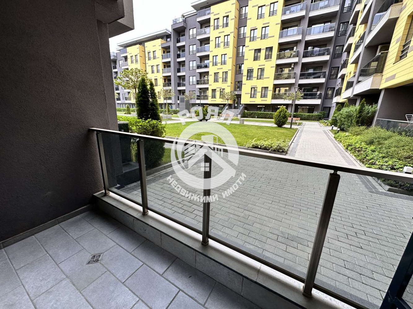 Роял имоти отдава под наем едностаен апартамент, Смирненски, Пловдив - 0