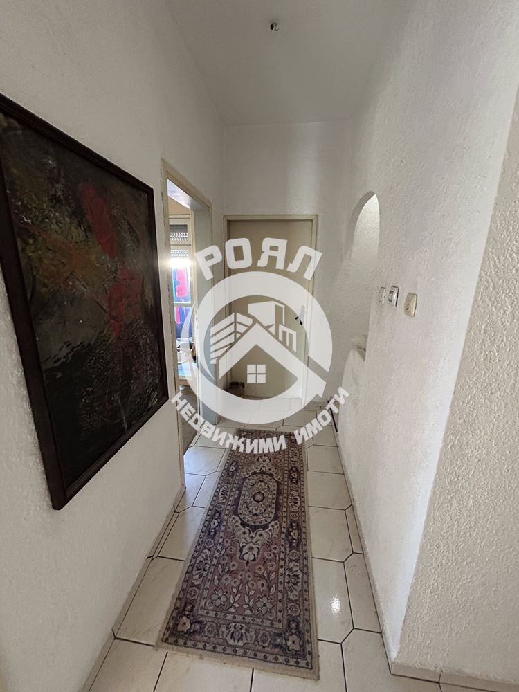 Роял имоти продава тристаен апартамент,Тракия , Пловдив - 0