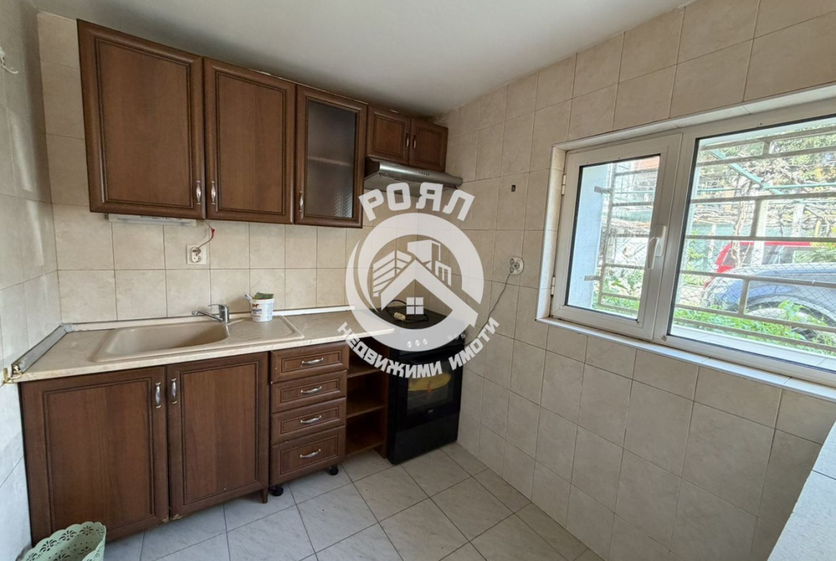 Роял имоти продава двустаен апартамент, Смирненски, Пловдив - 0