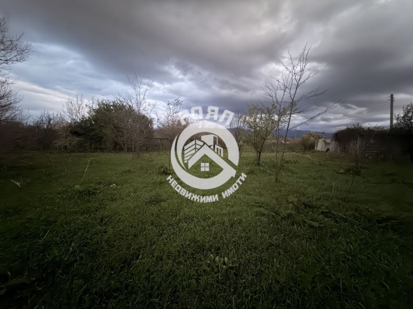 Роял имоти продава парцел- земеделски имот, район Западен, кв.Прослав, Пловдив - 0