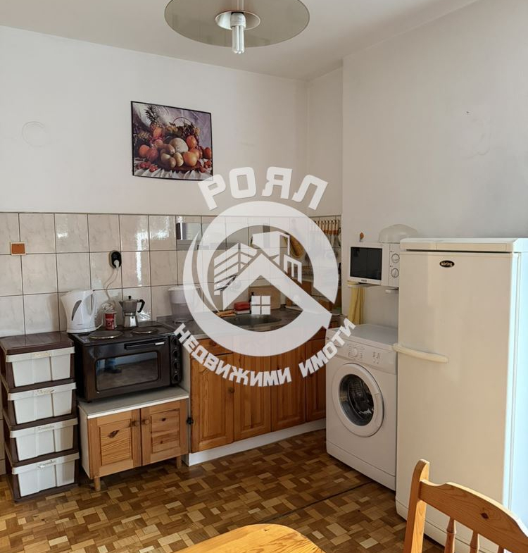 Роял имоти отдава под наем тристаен апартамент, Младежки хълм, Пловдив - 0