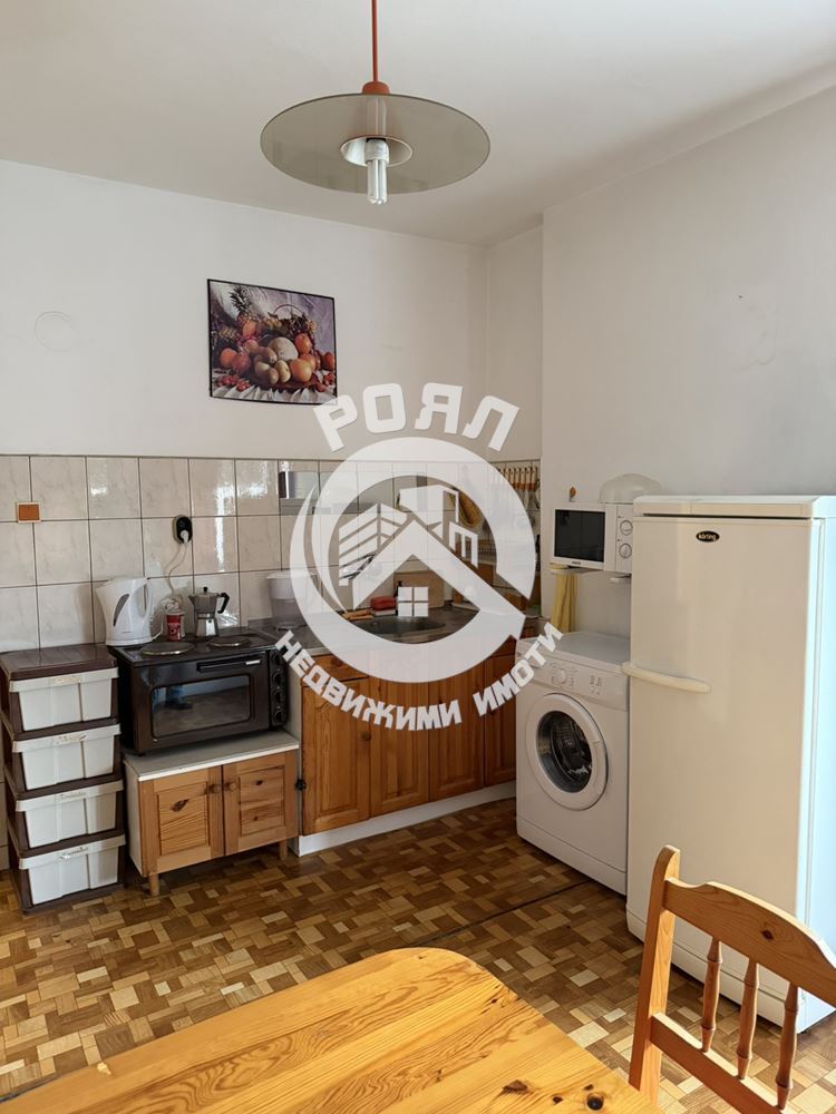 Роял имоти отдава под наем тристаен апартамент, Младежки хълм, Пловдив - 0