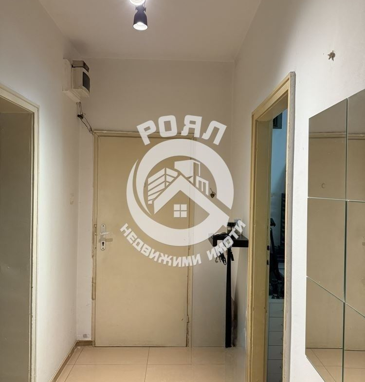 Роял имоти продава тристаен, обзаведен апартамент, кв.Гагарин, Пловдив - 0