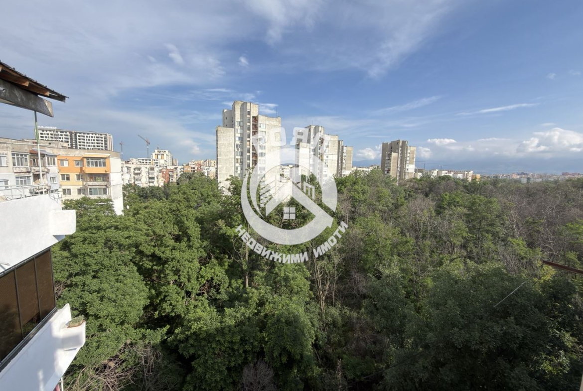 Роял имоти продава тристаен апартамент,Тракия ,Пловдив - 0