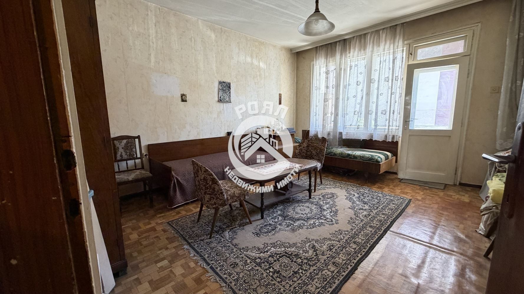 Роял Имоти продава тристаен в центъра на града - 0