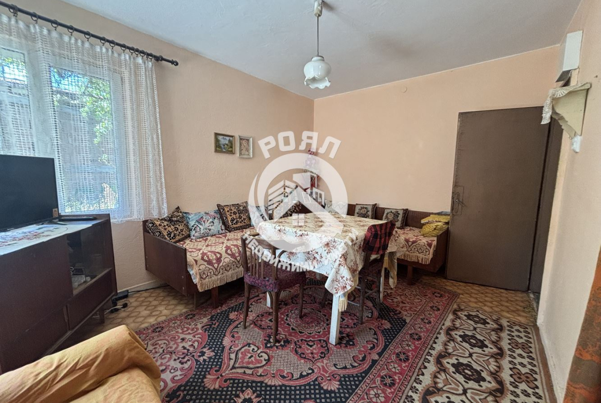 Къща - Пловдив, област, с.Куртово Конаре - 0