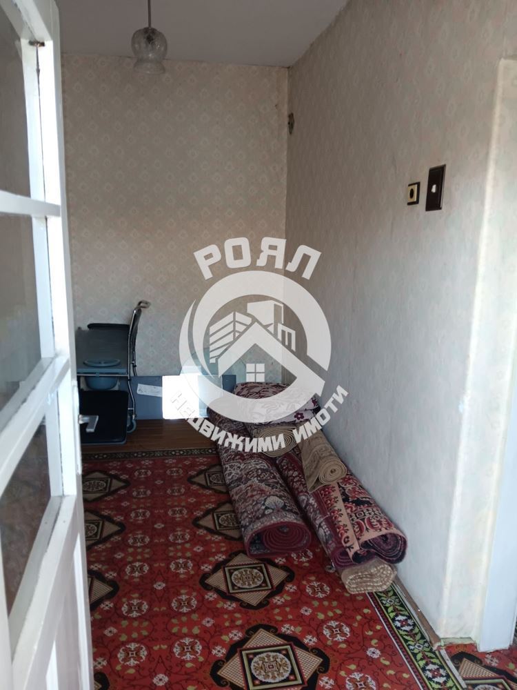 Роял Имоти продава двуетажна къща в гр.Стамболийски - 0