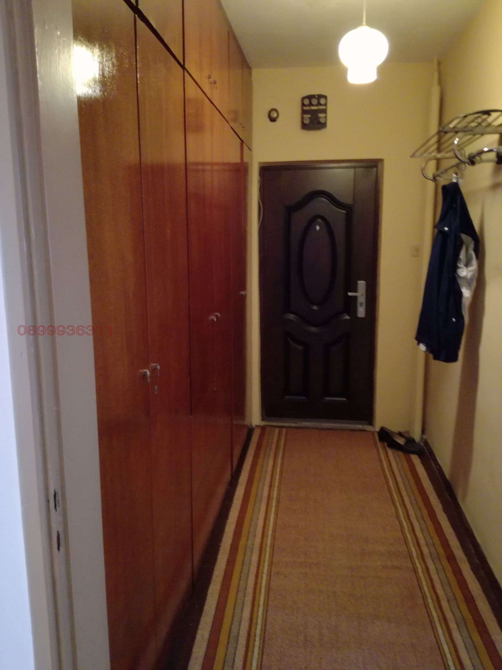 Роял имоти продава двустаен апартамент с три отделни стаи в гр.Асеновград - 0