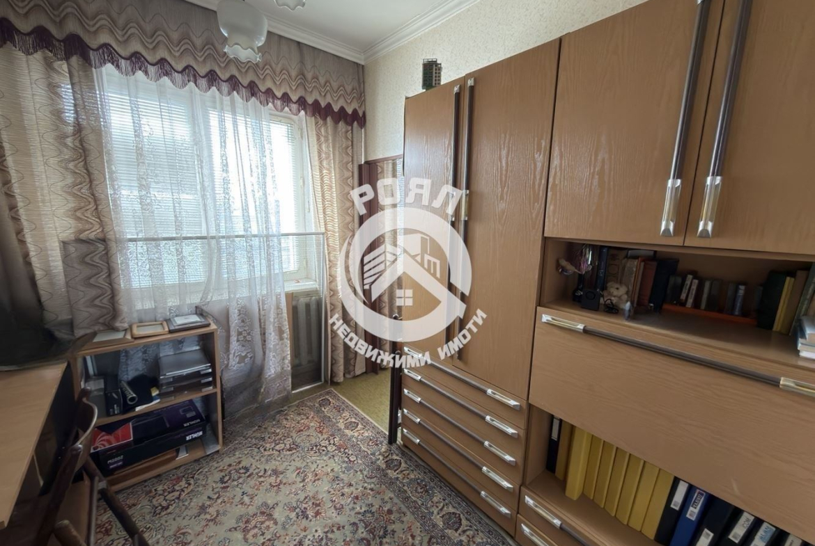 Роял имоти продава тристаен апартамент,Тракия ,Пловдив - 0