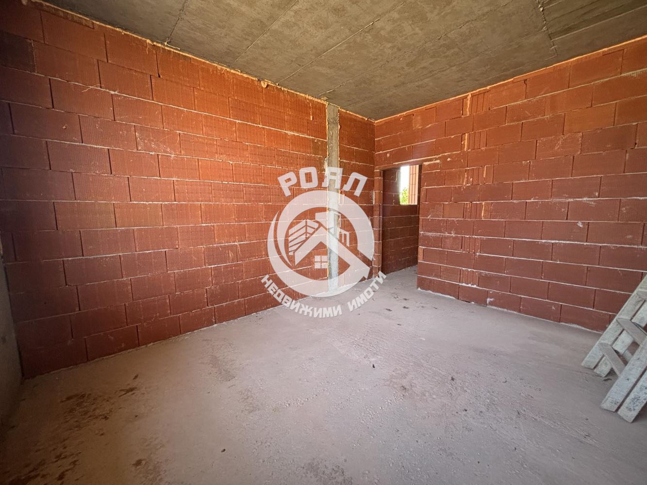 Роял Имоти продава едноетажна къща в с.Войводиново - 0