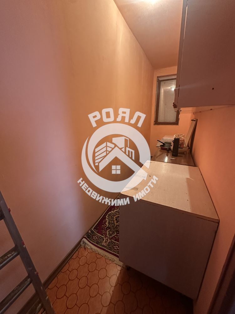 Роял Имоти продава двуетажна къща в гр.Стамболийски - 0
