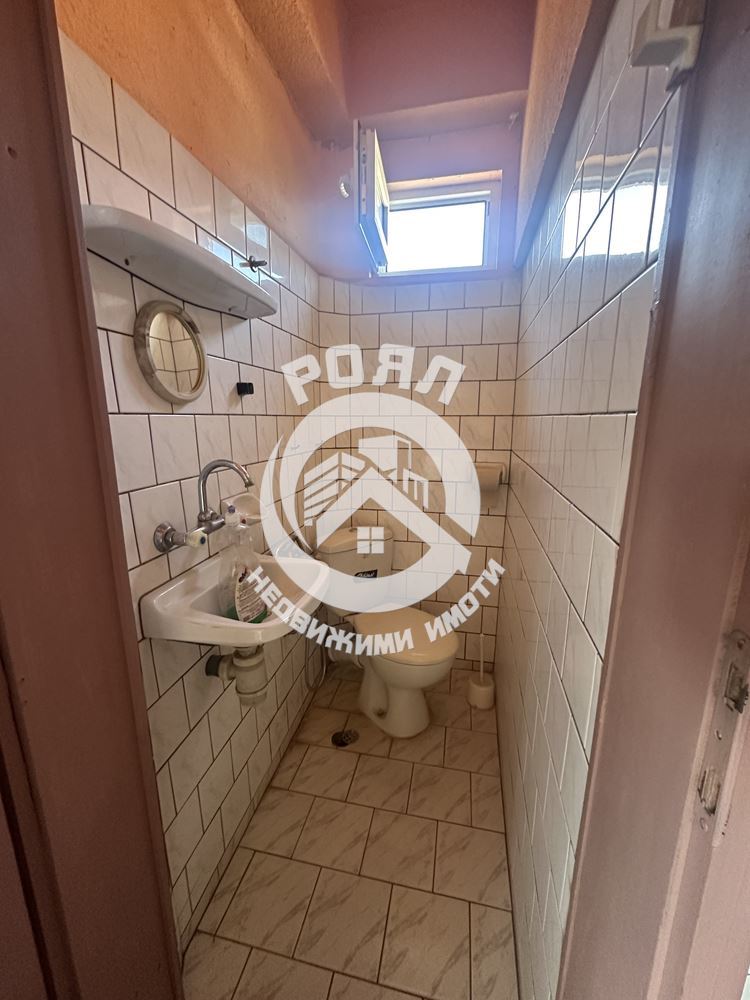 Роял Имоти продава двуетажна къща в гр.Стамболийски - 0