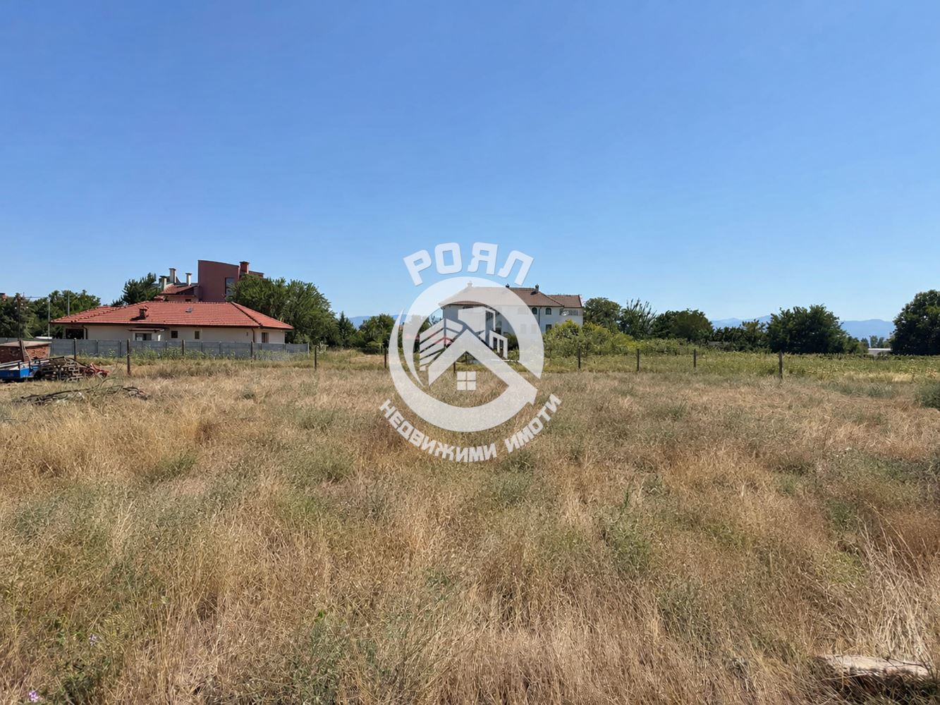 Роял Имоти продва парцел/и в с.Бенковски - 0