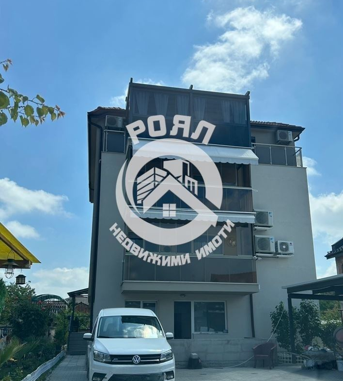 Роял Имоти продава тристаен апартамент в гр.Пловдив,кв.Беломорски - 0