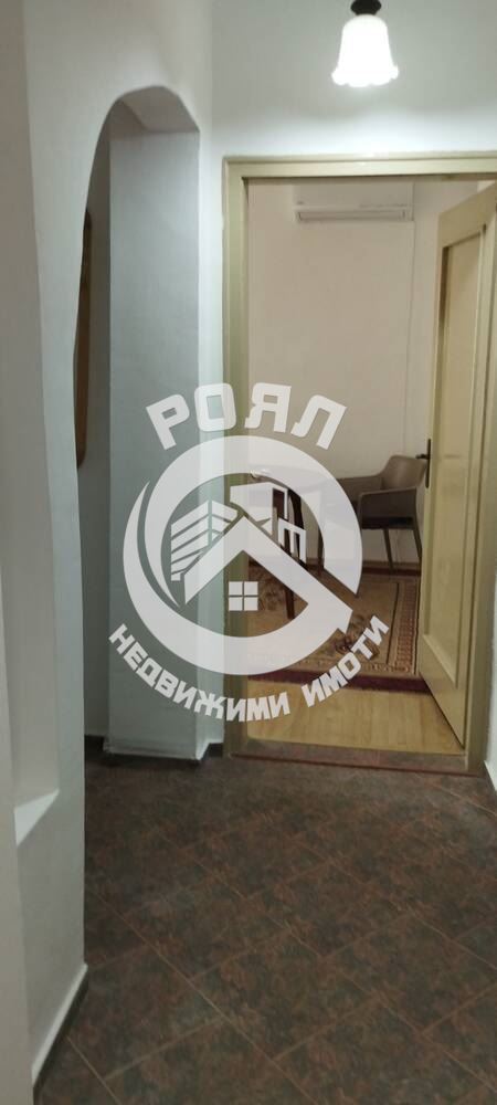 Роял имоти отдава под наем двустаен апартамент, Младежки хълм, Пловдив - 0