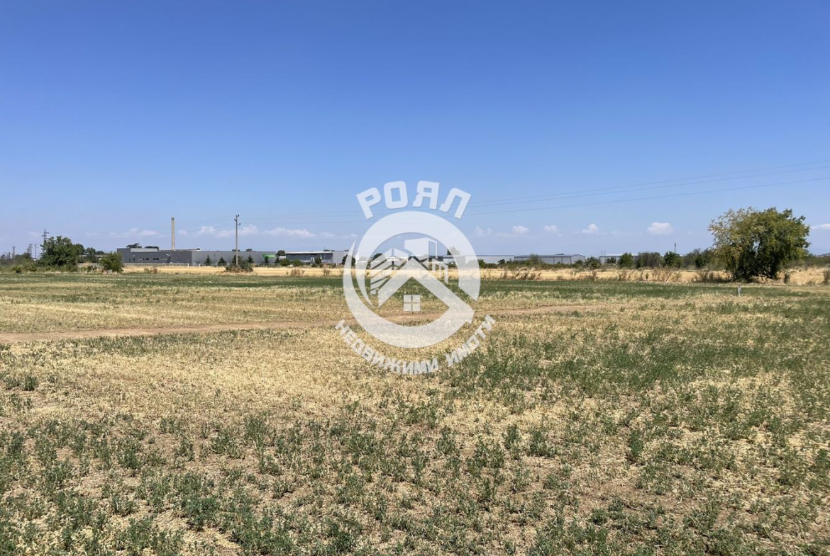 Роял имоти продава УПИ в с.Марково - 0