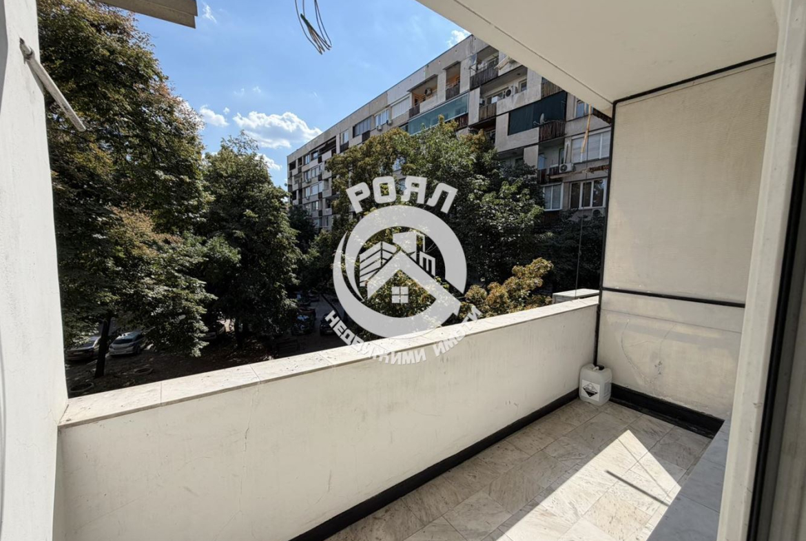 Роял имоти отдава под наем двустаен апартамент, Център, Пловдив - 0