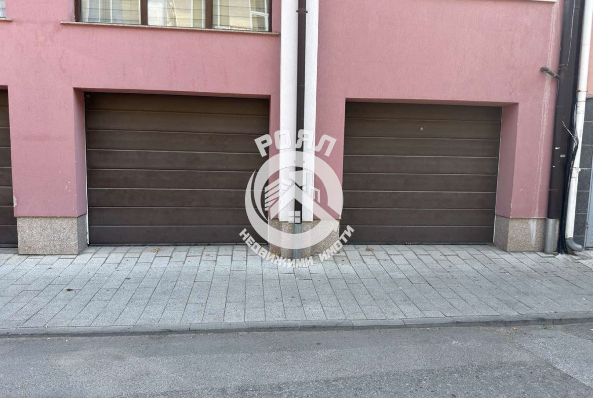 Роял Имоти продава Ексклузивно четиристаен апартамент в кв.Мараша,гр.Пловдив - 0