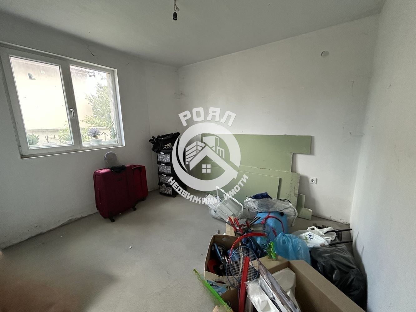 Роял Имоти продава тристаен апартамент в гр.Пловдив,кв.Беломорски - 0