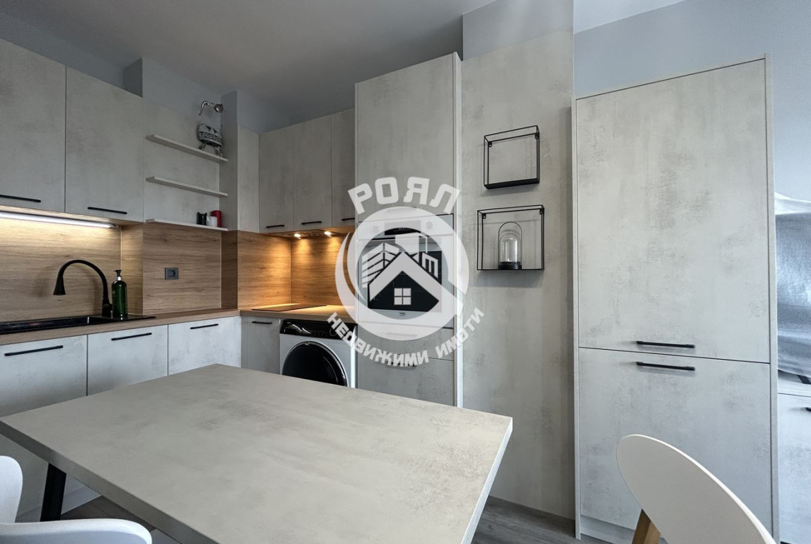 Роял имоти продава двустаен апартамент в гр.Пловдив,кв. Беломорски - 0