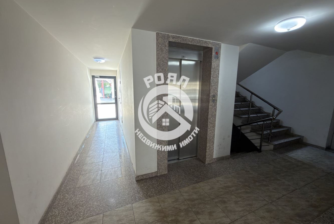 Роял Имоти продава Ексклузивно четиристаен апартамент в кв.Мараша,гр.Пловдив - 0