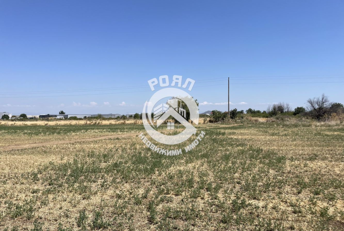 Роял имоти продава УПИ в с.Марково - 0