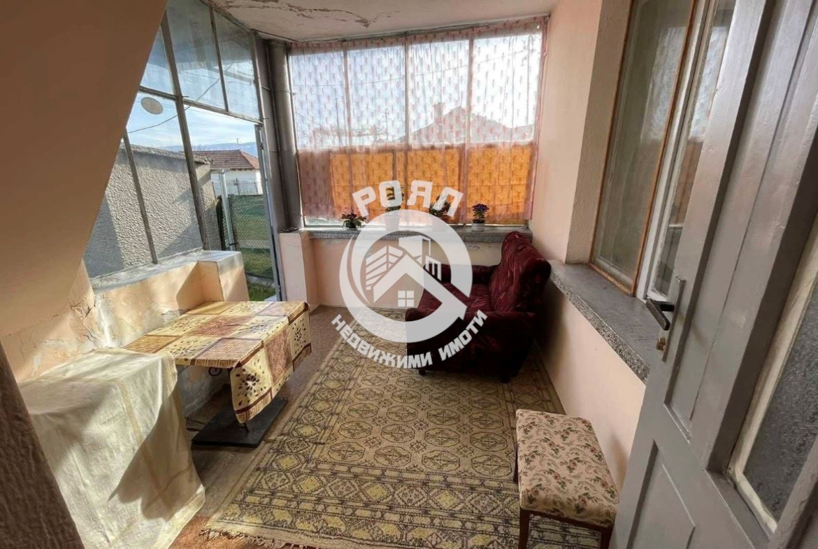 Роял Имоти продава едноетажна къща в гр. Стамболийски кв.Партизана - 0