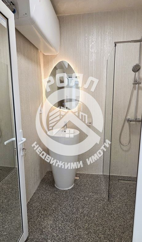 Роял имоти продава обзаведен, двустаен апартамент, Христо Смирненски, Пловдив - 0