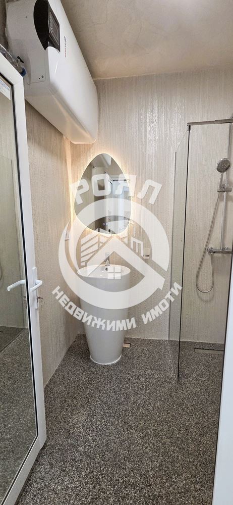 Роял имоти продава обзаведен, двустаен апартамент, Христо Смирненски, Пловдив - 0