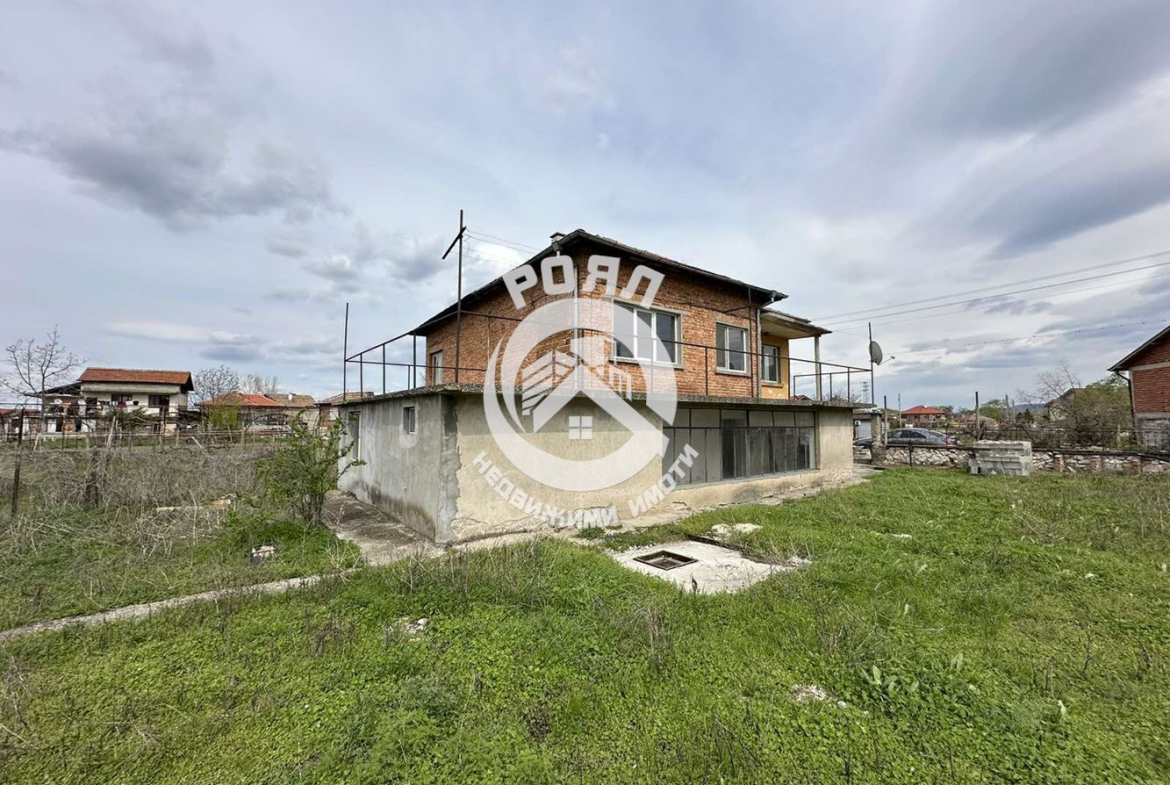 Роял Имоти продава Ексклузивно двуетажна къща в с.Ново село - 0