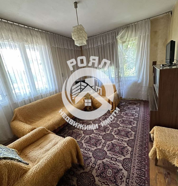 Роял имоти продава Ексклузивно етаж от къща в град Стамболийски - 0
