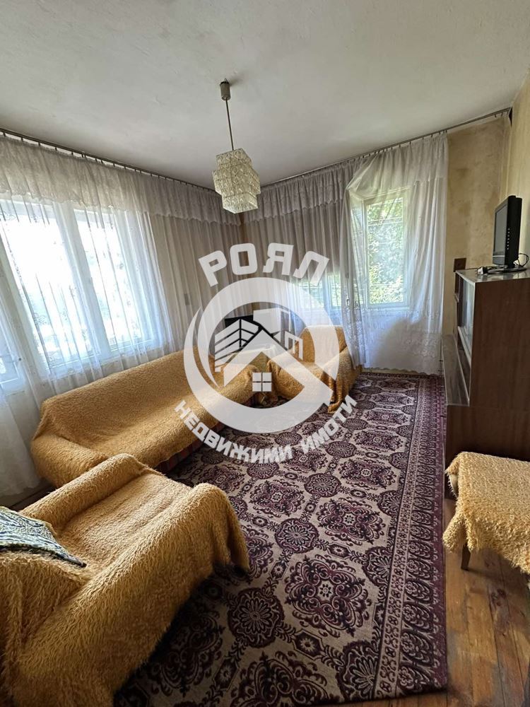 Роял имоти продава Ексклузивно етаж от къща в град Стамболийски - 0