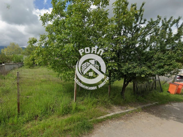 УПИ в с. Мулдава – 748 кв.м - 0