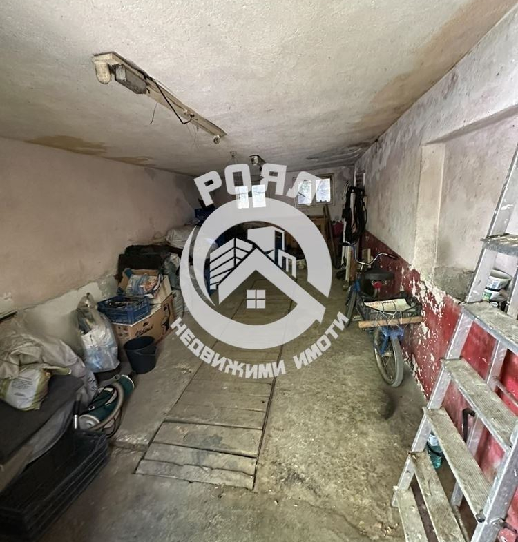 Роял имоти продава Ексклузивно етаж от къща в град Стамболийски - 0