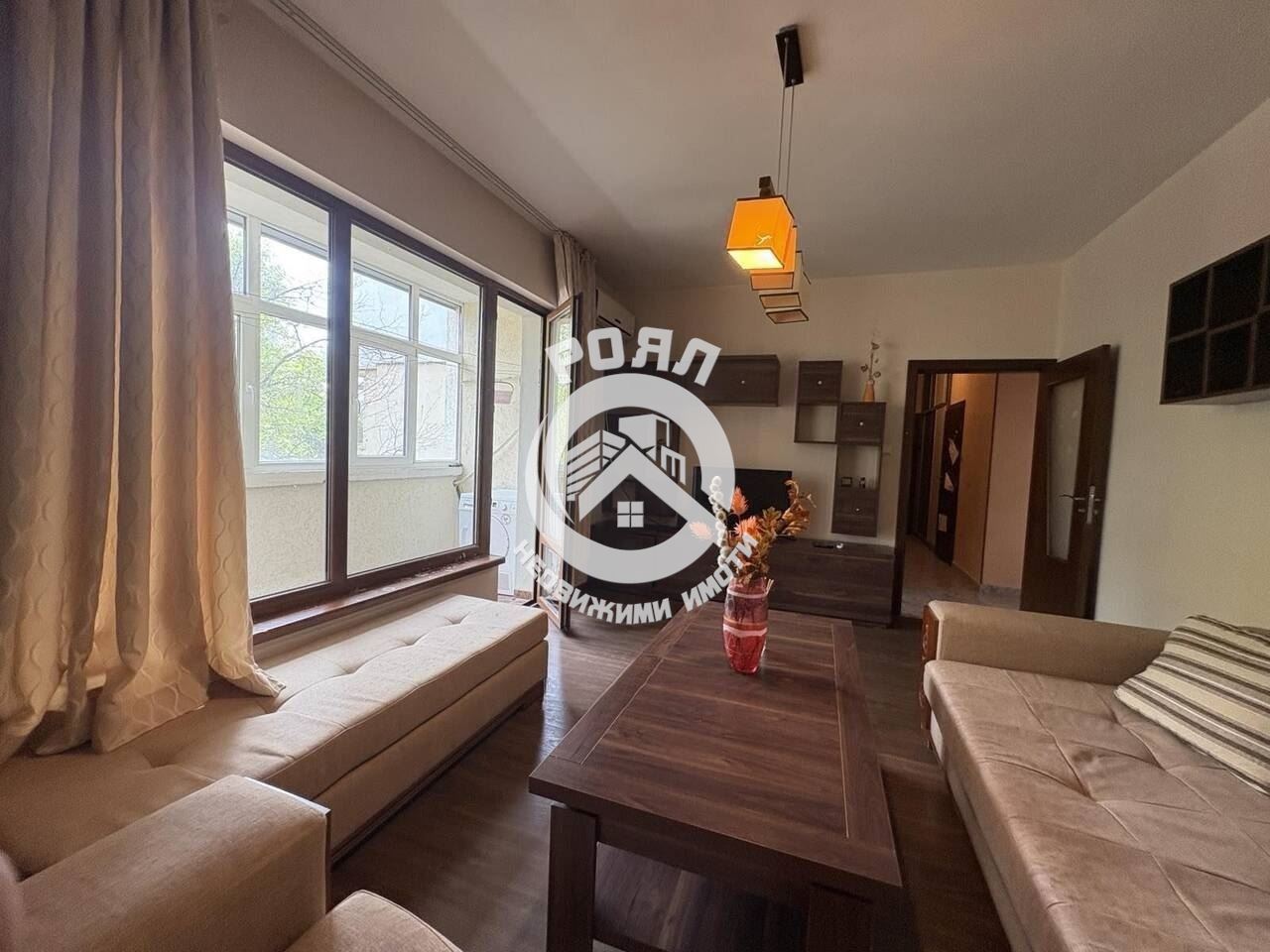 Роял имоти продава тристаен, обзаведен апартамент, кв.Тракия, Пловдив - 0