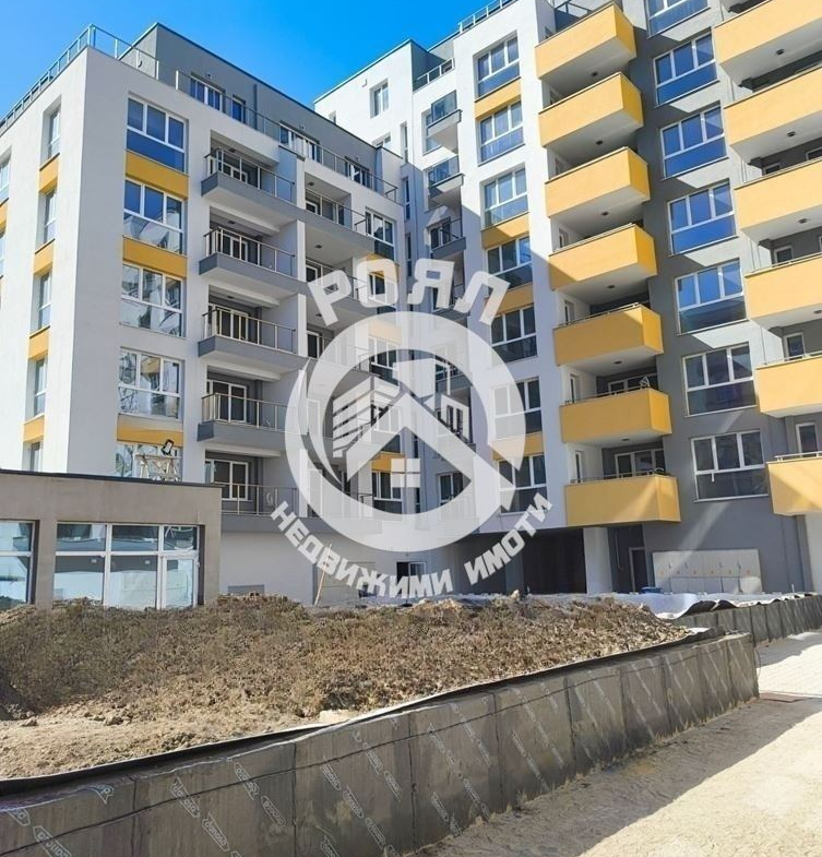 Роял Имоти продава двустаен апартамент в кв.Гагарин, Пловдив - 0