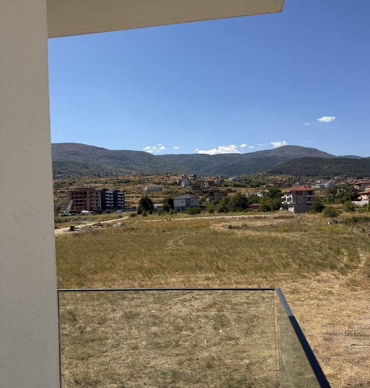Продава се двустаен апартамент, кв. Запад в Асеновград. - 0