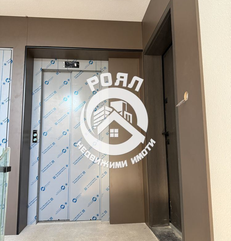 Продава се двустаен апартамент, кв. Запад в Асеновград. - 0