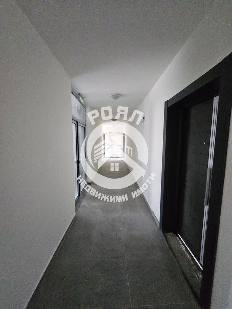 Роял имоти продава тристаен апартамент, с. Стряма - 0