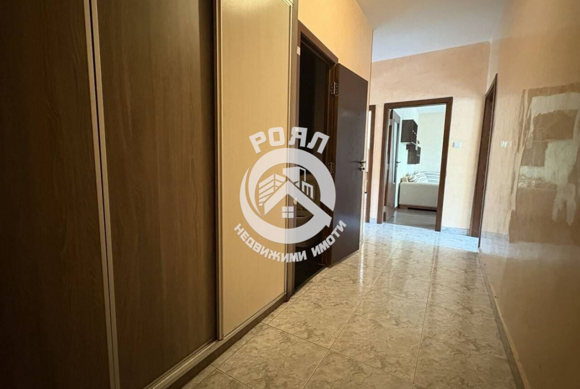 Роял имоти продава тристаен, обзаведен апартамент, кв.Тракия, Пловдив - 0