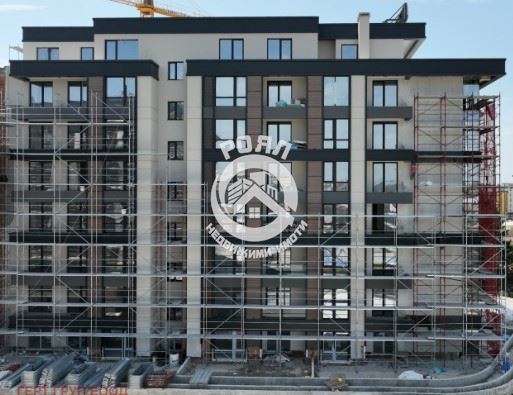 Роял имоти продава тристаен апартамент, акт 14, Смирненски, Пловдив - 0