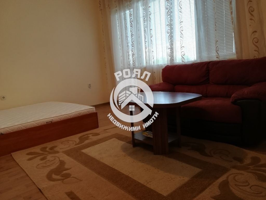 Роял имоти продава едностаен апартамент в гр. Пловдив, ж.к. Тракия - 0