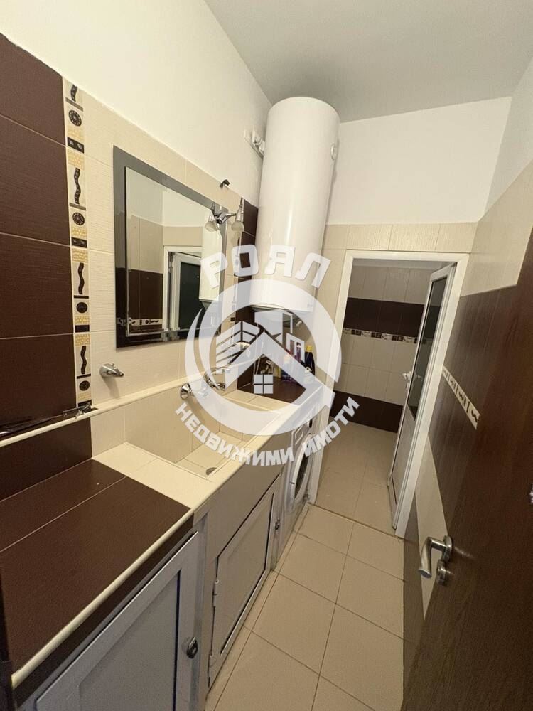 Роял имоти продава тристаен, обзаведен апартамент, кв.Тракия, Пловдив - 0