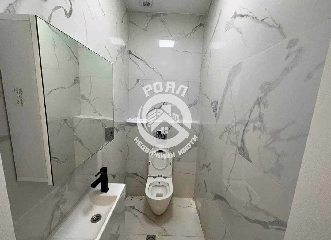 Роял Имоти продава ЕКСКЛУЗИВНО обзаведена, двуетажна къща в село Марково. - 0