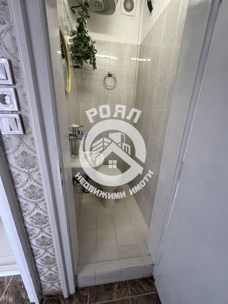 Роял имоти продава тристаен апартамент, район централен до Мол Марково тепе, Пловдив - 0