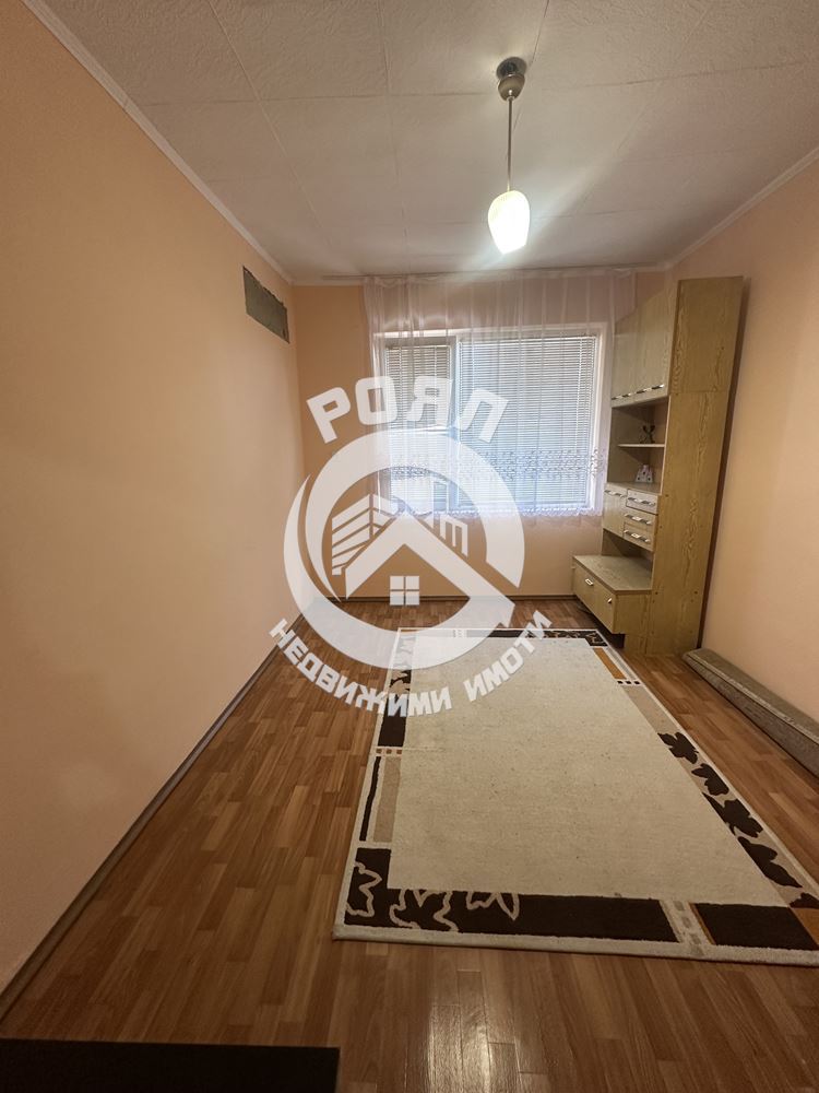 Роял Имоти продава Ексклузивно двуетажна къща в гр.Стамболийски - 0