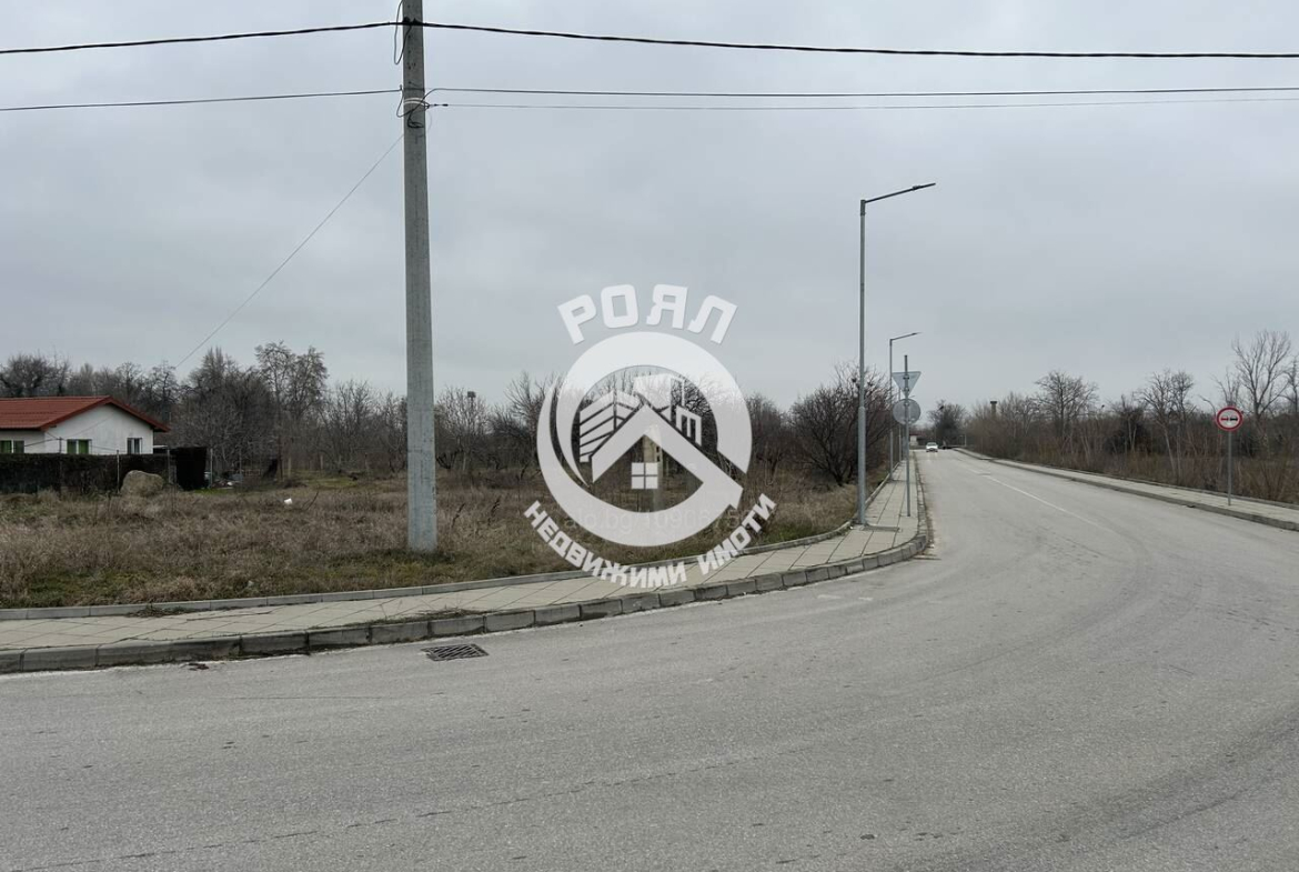 Роял имоти продава парцел УПИ за жилищно застрояване в град Стамболийски - 0